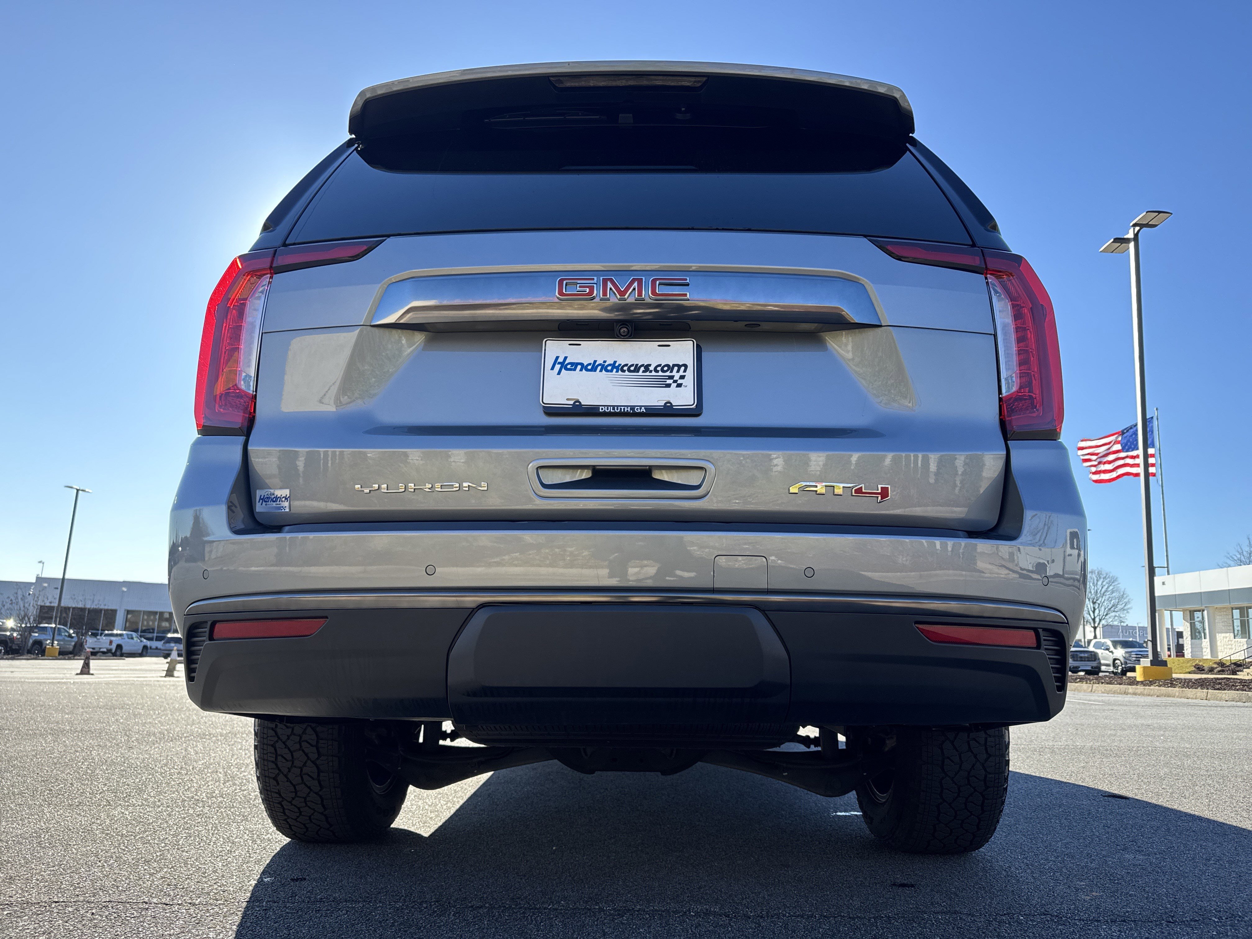 Used 2023 GMC Yukon AT4 w/ AT4 Premium Package image 9