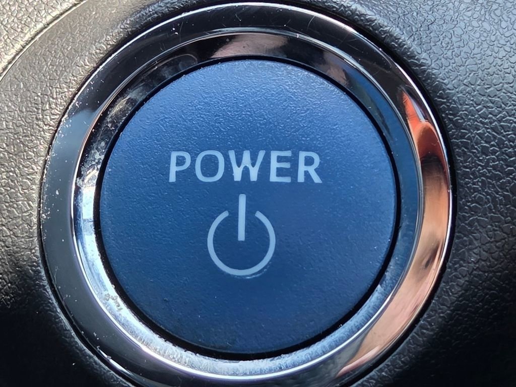Used 2021 Toyota Avalon Limited w/ Advanced Safety Package FWD image 38