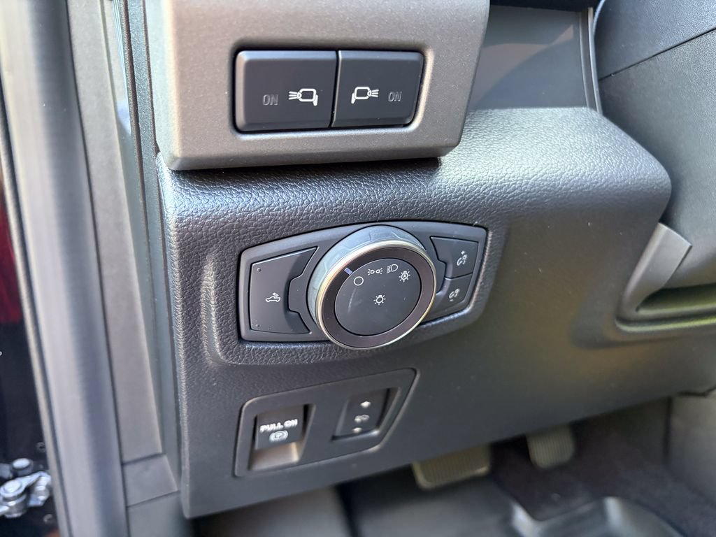 Used 2019 Ford F150 Raptor w/ Equipment Group 802A Luxury AWD/4WD image 13