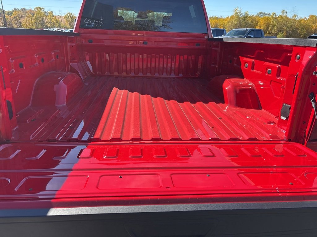 New 2026 Chevrolet Silverado 3500 LT image 18