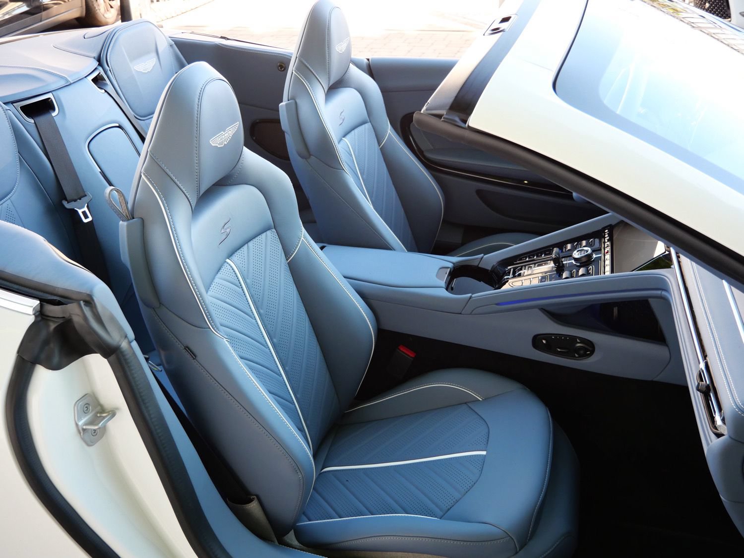 New 2026 Aston Martin DB12 Convertible RWD image 12