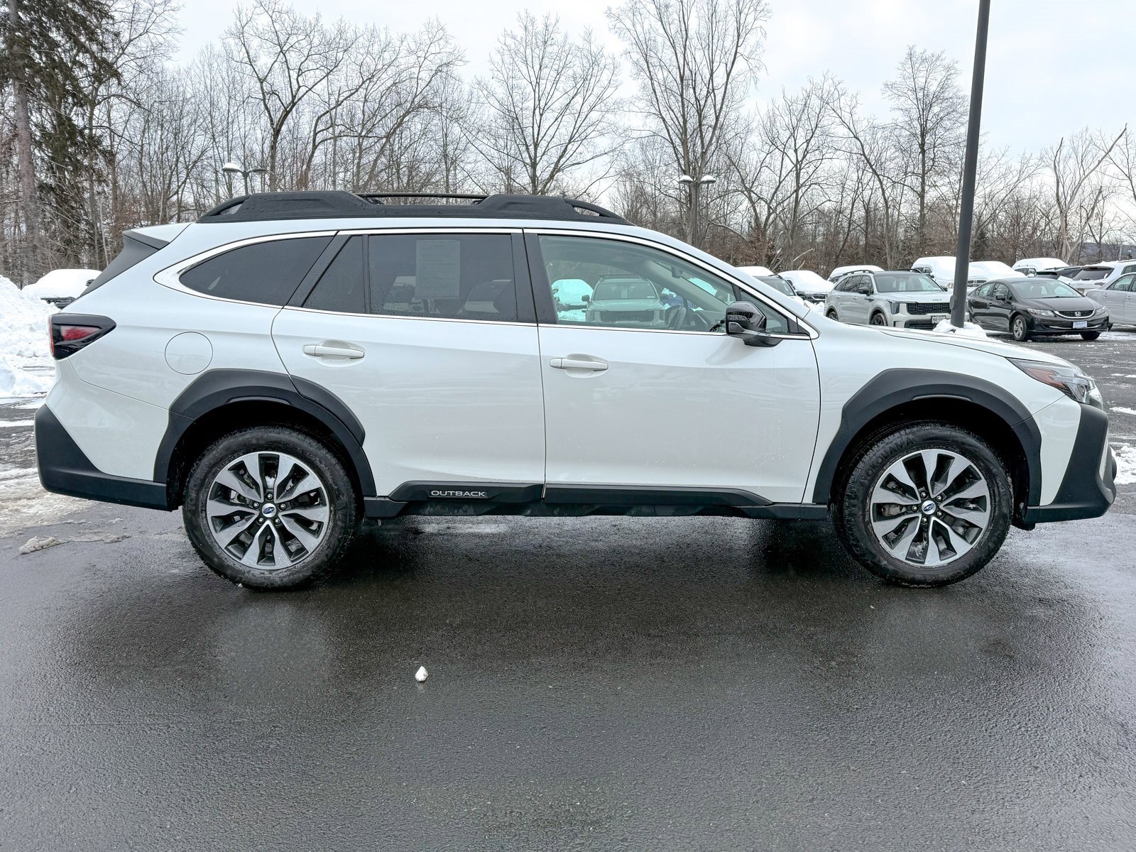 Used 2024 Subaru Outback Limited image 8