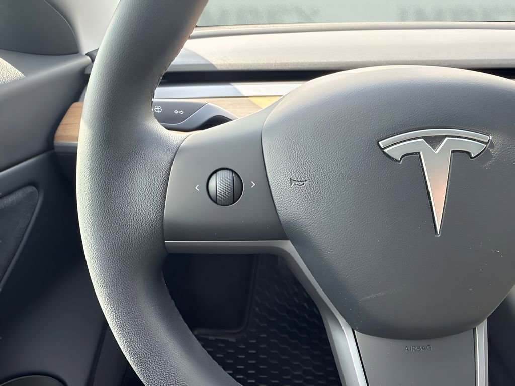 Used 2020 Tesla Model 3 Long Range AWD/4WD image 15