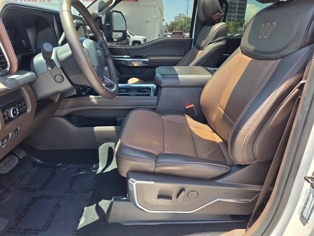 Used 2025 Ford F250 King Ranch w/ FX4 Off-Road Package AWD/4WD image 6