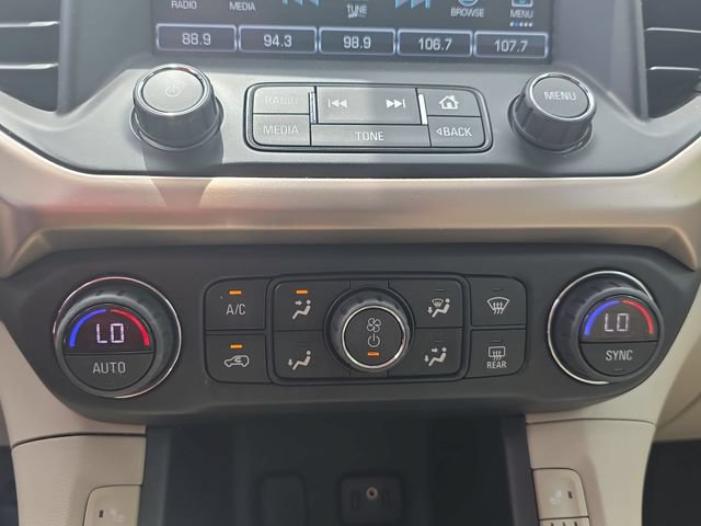 Used 2018 GMC Acadia Denali w/ Technology Package FWD image 26