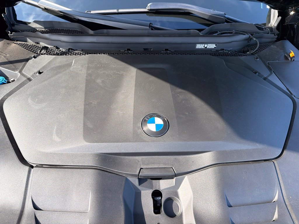 New 2027 BMW iX3 50 xDrive AWD/4WD image 13