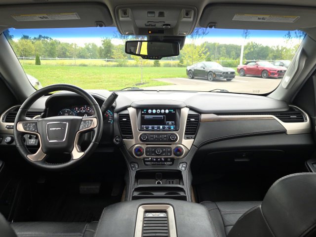 Used 2018 GMC Yukon XL Denali w/ Open Road Package AWD/4WD image 20