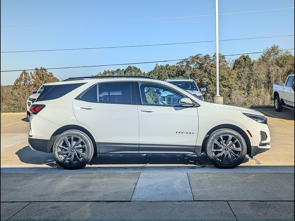 Used 2024 Chevrolet Equinox RS w/ RS Leather Package AWD/4WD image 6