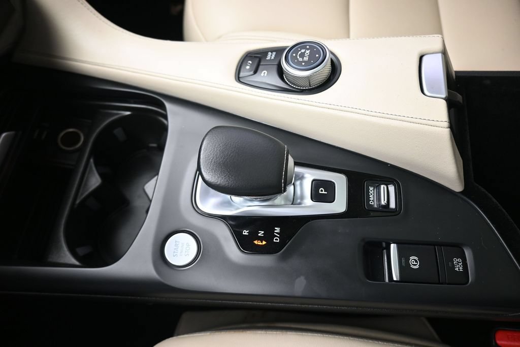 Used 2019 INFINITI QX50 Luxe w/ Navigation Package FWD image 21