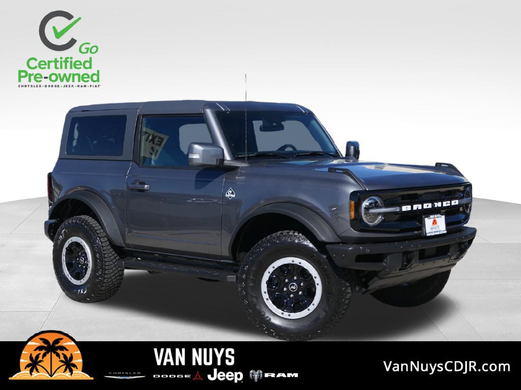 Used 2022 Ford Bronco Outer Banks w/ Sasquatch Package AWD/4WD image 1