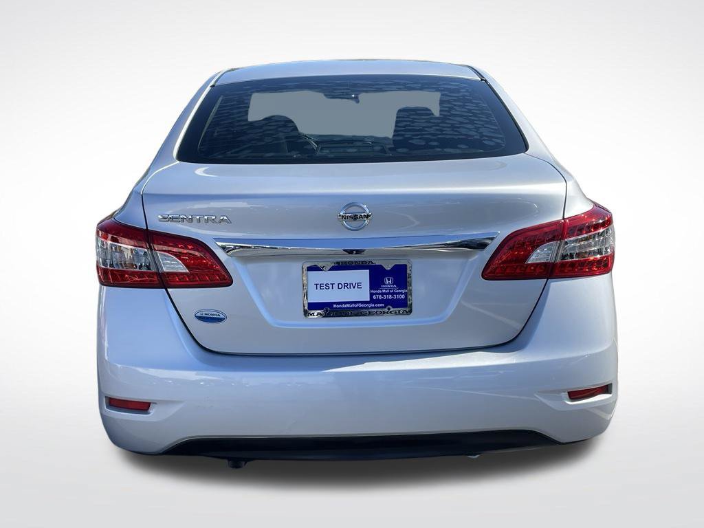 Used 2015 Nissan Sentra S FWD image 5