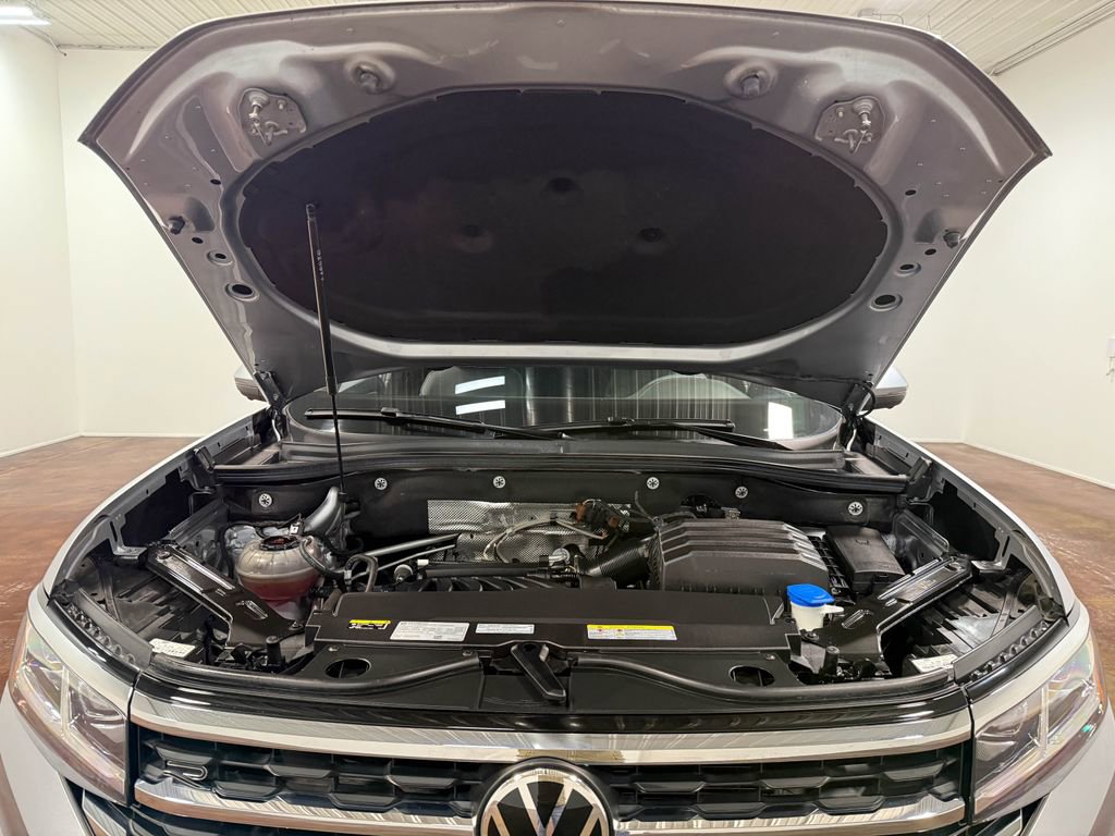 Used 2023 Volkswagen Atlas Cross Sport SEL Premium R-Line image 87