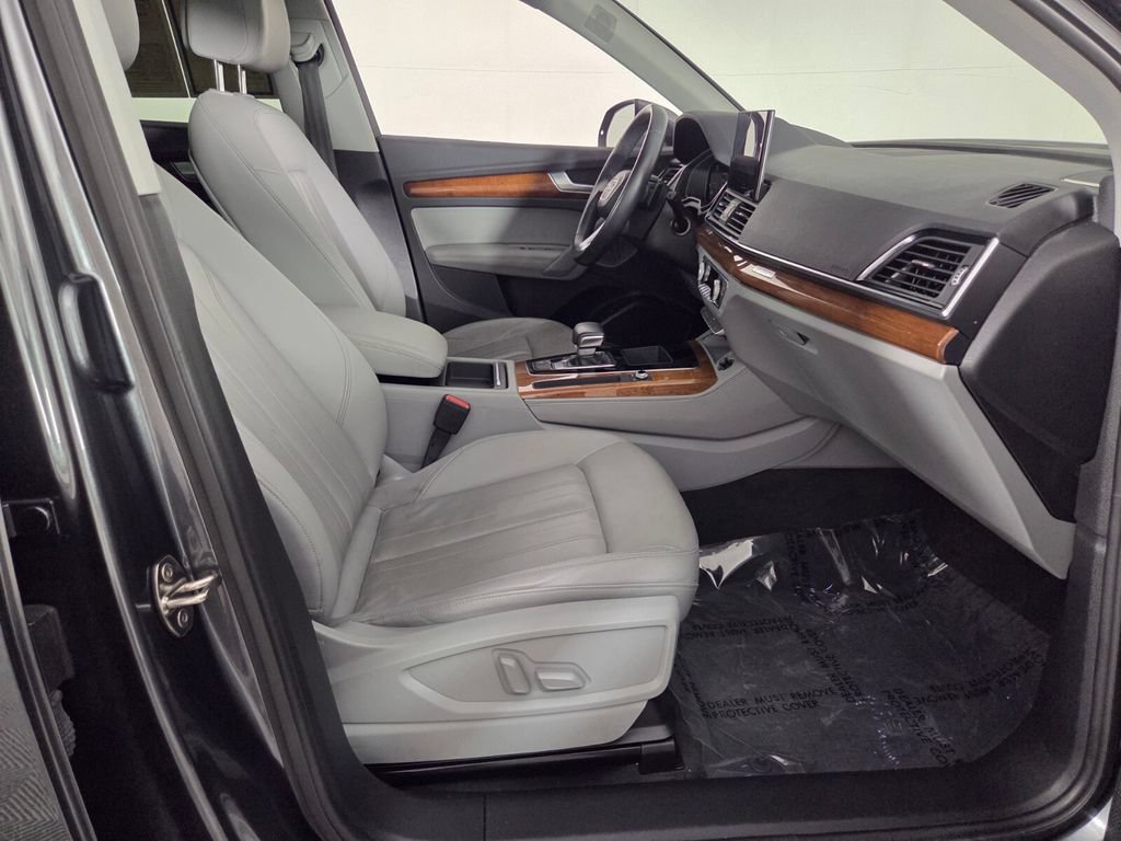 Used 2022 Audi Q5 2.0T Premium Plus AWD/4WD image 34