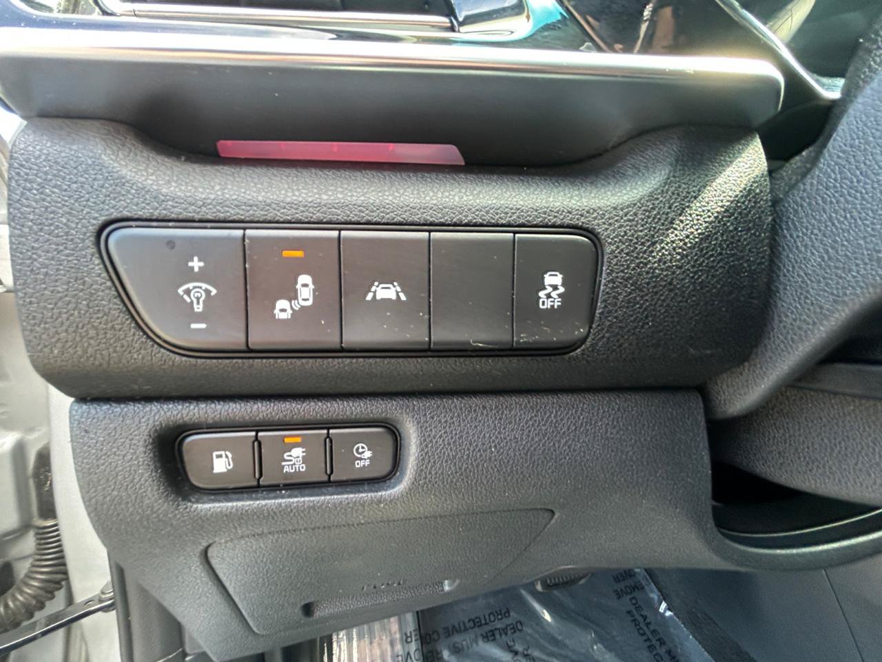 Used 2021 Kia Niro EX FWD image 25