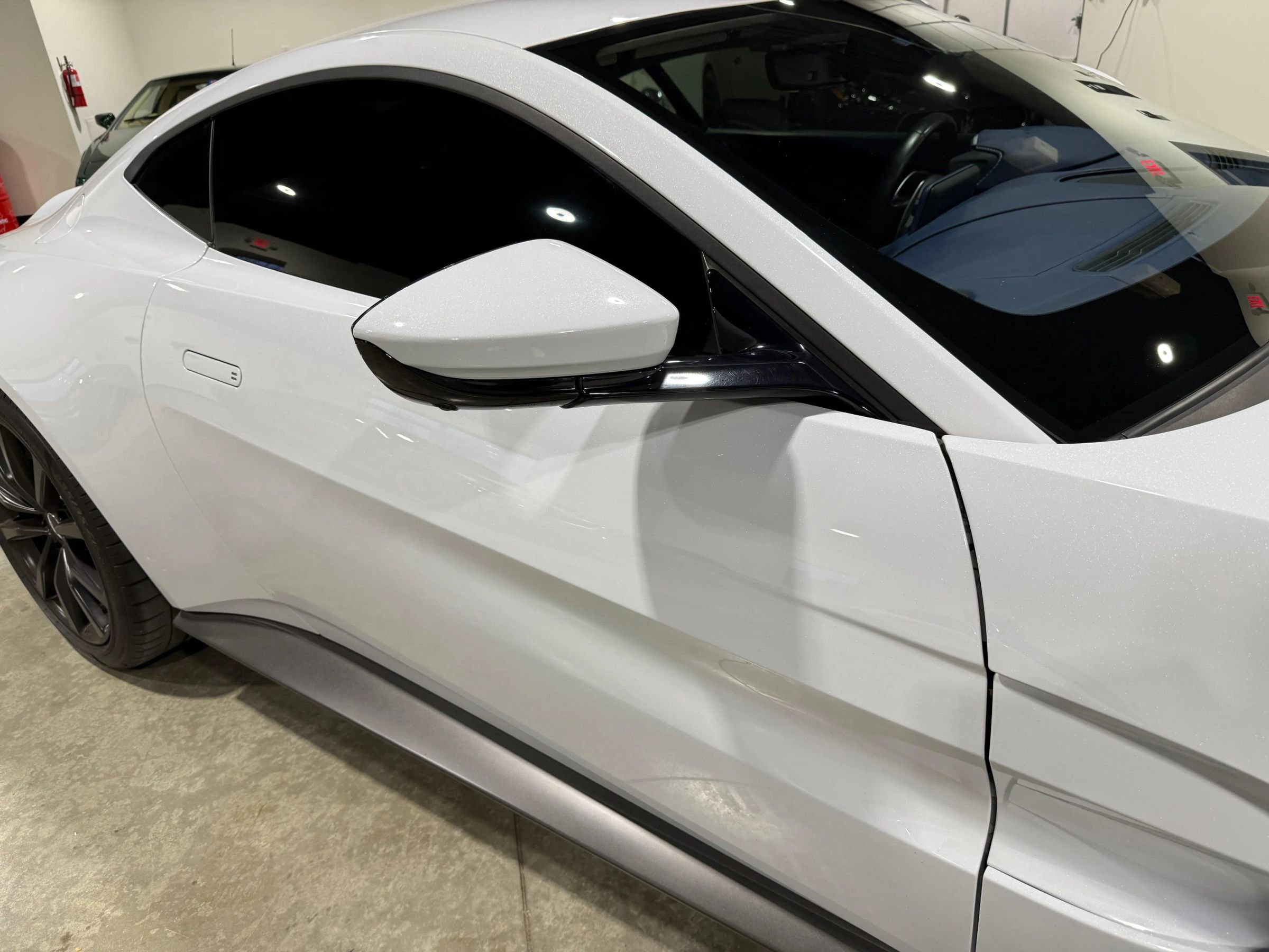 Used 2020 Aston Martin V8 Vantage Coupe image 41