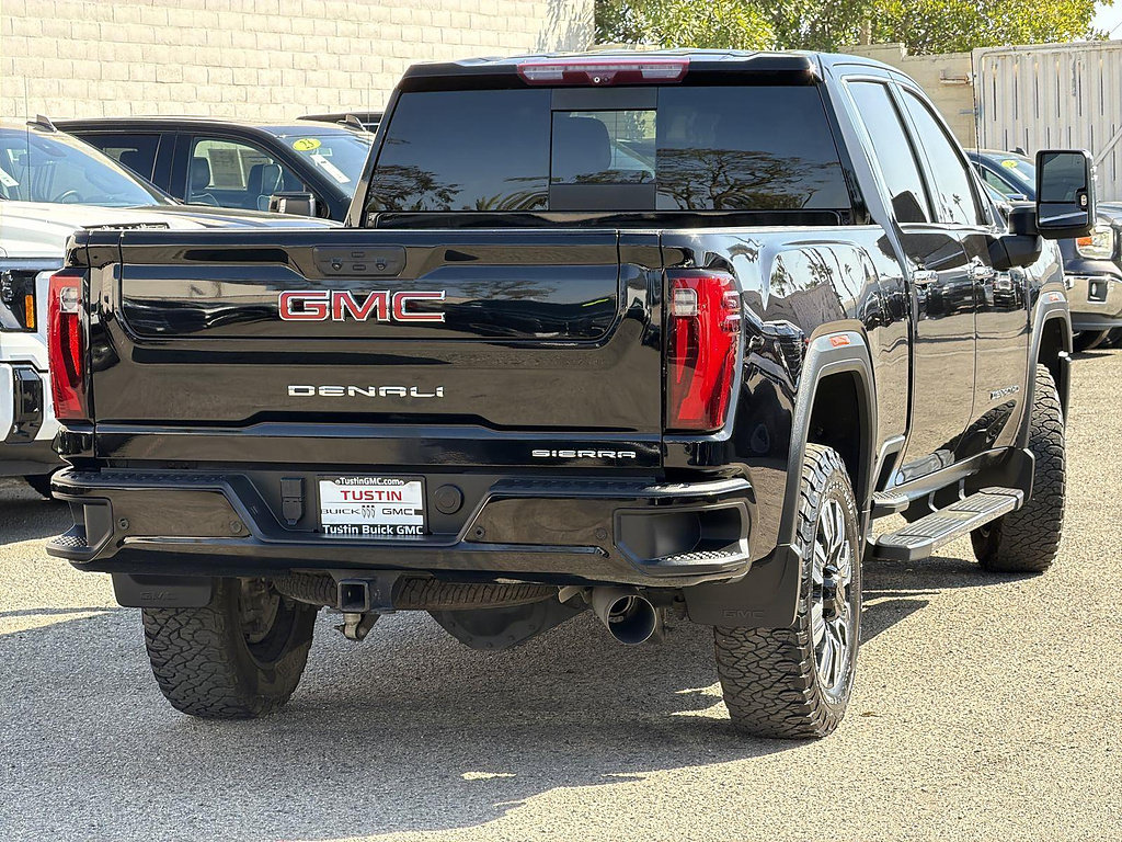 Used 2024 GMC Sierra 2500 Denali w/ Denali Reserve Package AWD/4WD image 5