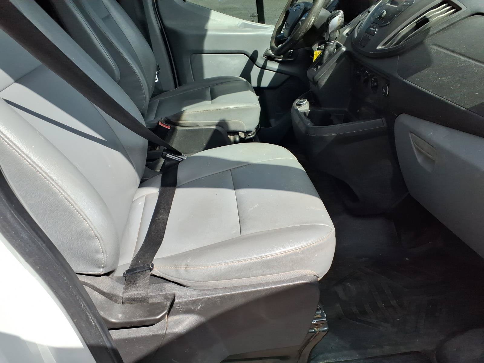 Used 2017 Ford Transit 150 130 Low Roof RWD image 21