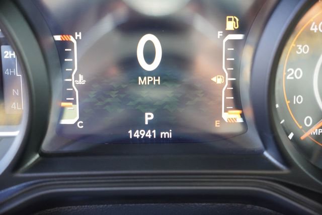 Used 2024 Jeep Wrangler Sahara image 30