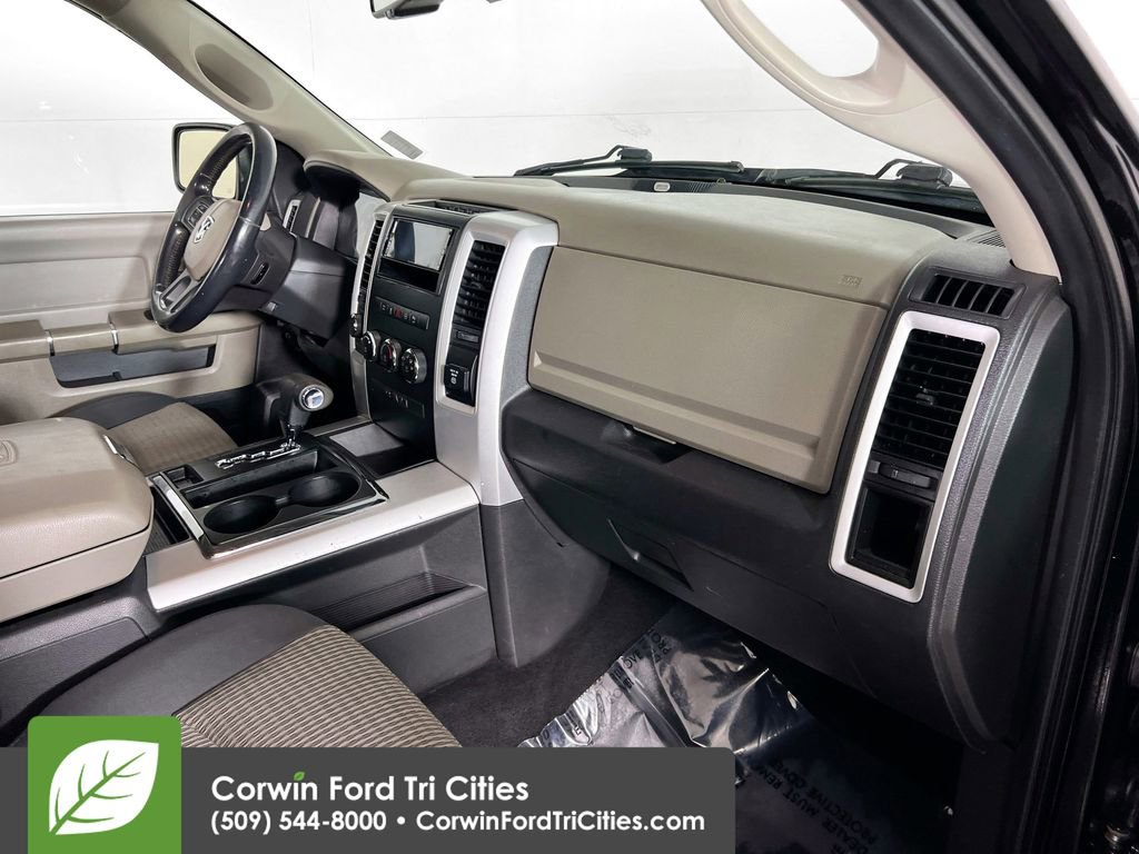 Used 2012 RAM 1500 Classic SLT w/ SLT Plus D￩cor Group AWD/4WD image 25