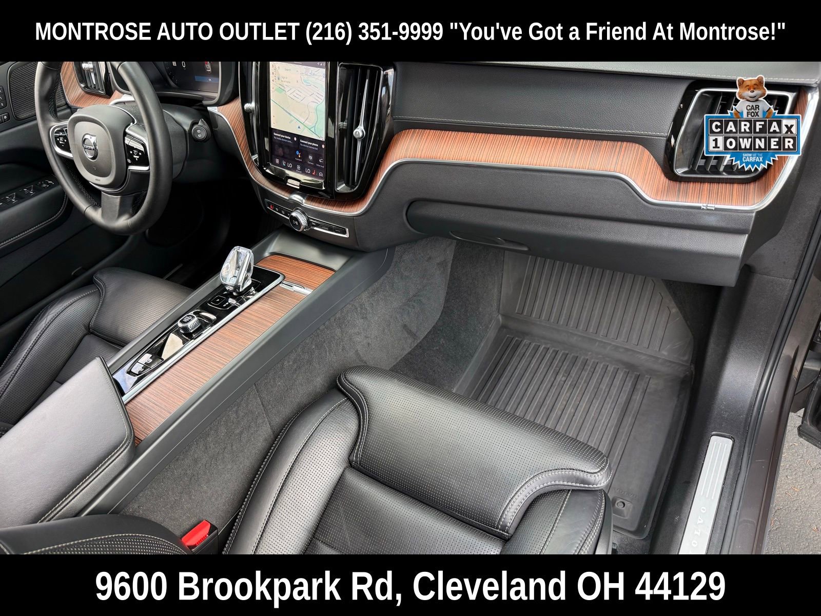 Used 2023 Volvo XC60 B5 Ultimate w/ Climate Package image 17