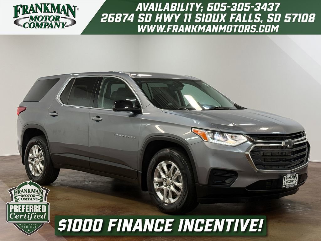 Used 2020 Chevrolet Traverse LS image 1