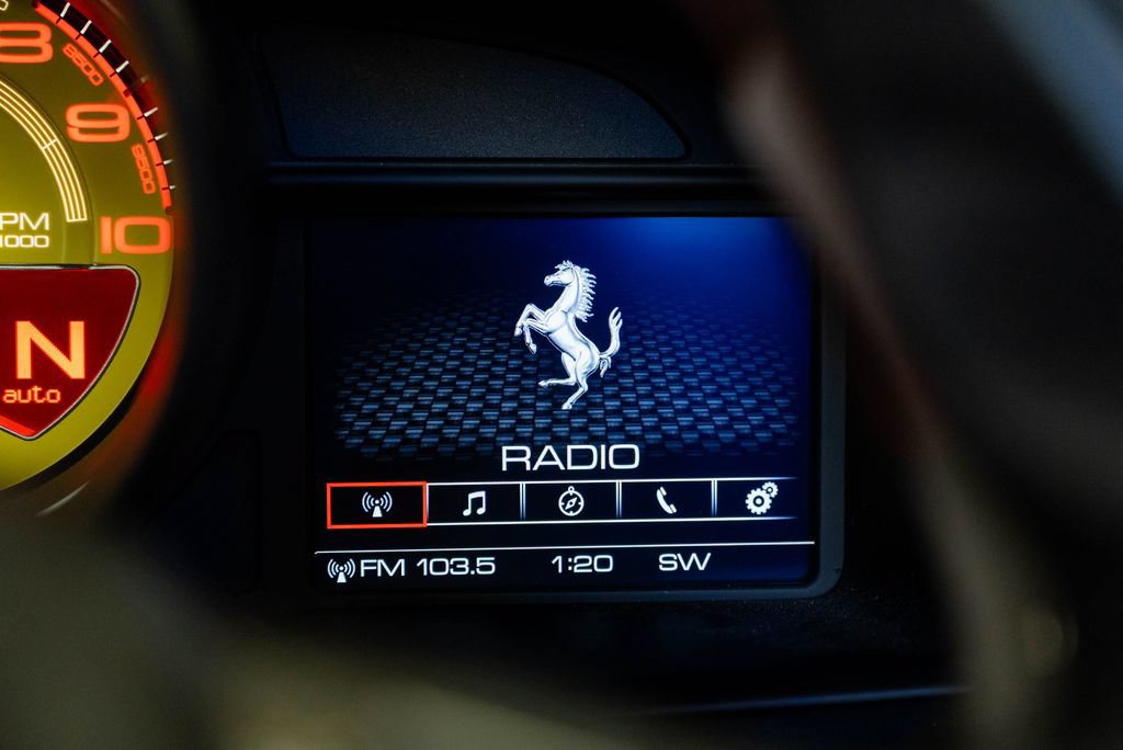 Used 2018 Ferrari 488 Spider RWD image 70
