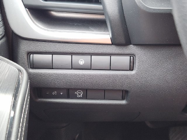 Used 2023 Nissan Rogue SV FWD image 23