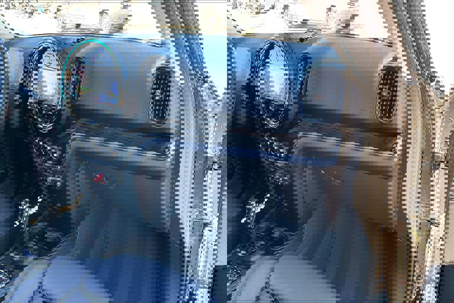 Used 2022 MINI Cooper Countryman S w/ Premium Package image 19