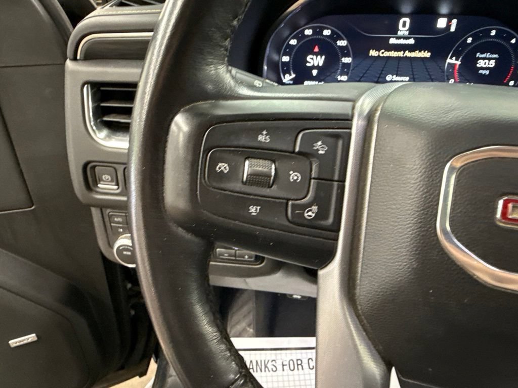 Used 2022 GMC Yukon XL SLT w/ SLT Luxury Package AWD/4WD image 31