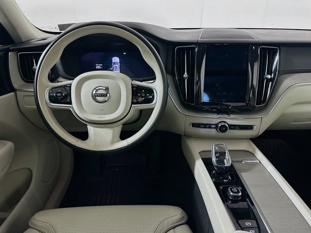 Used 2023 Volvo XC60 B5 Ultimate w/ Climate Package image 25