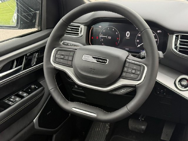 New 2026 Jeep Grand Wagoneer Limited AWD/4WD image 17