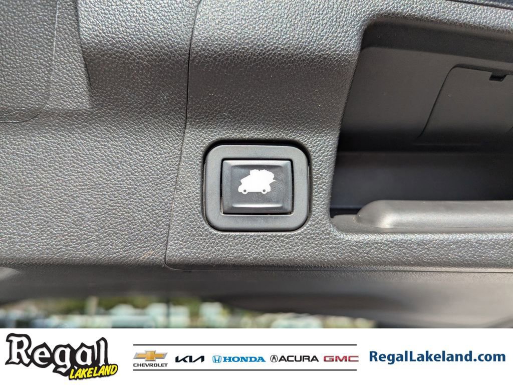 Used 2018 GMC Acadia SLT image 9