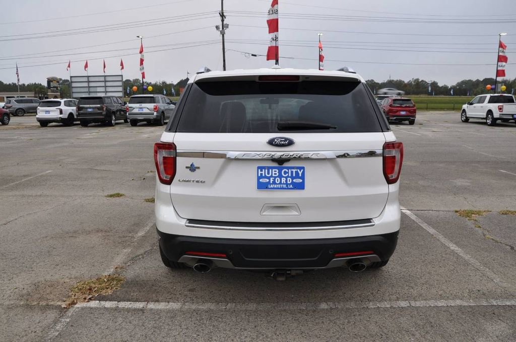Used 2018 Ford Explorer Limited w/ Equipment Group 301A image 4