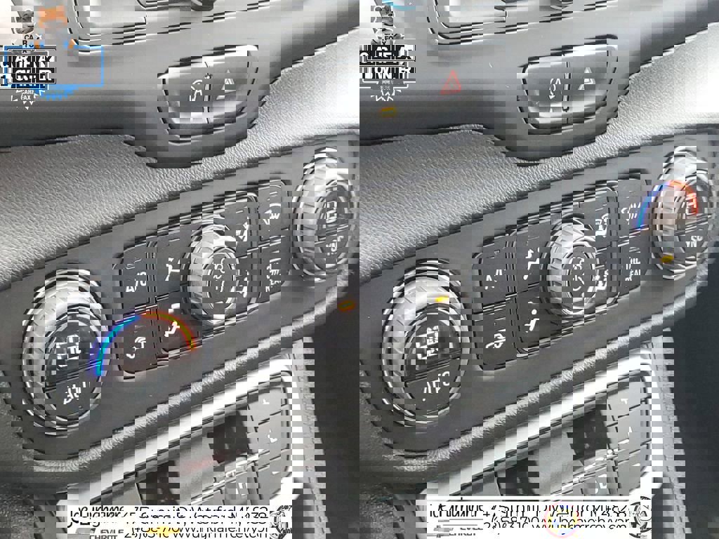 Certified 2023 GMC Terrain SLE w/ Driver Convenience Package image 19