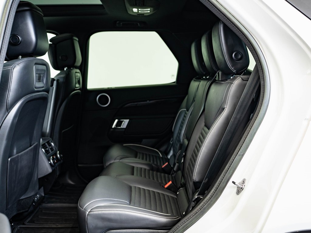 Used 2023 Land Rover Discovery S R-Dynamic image 34