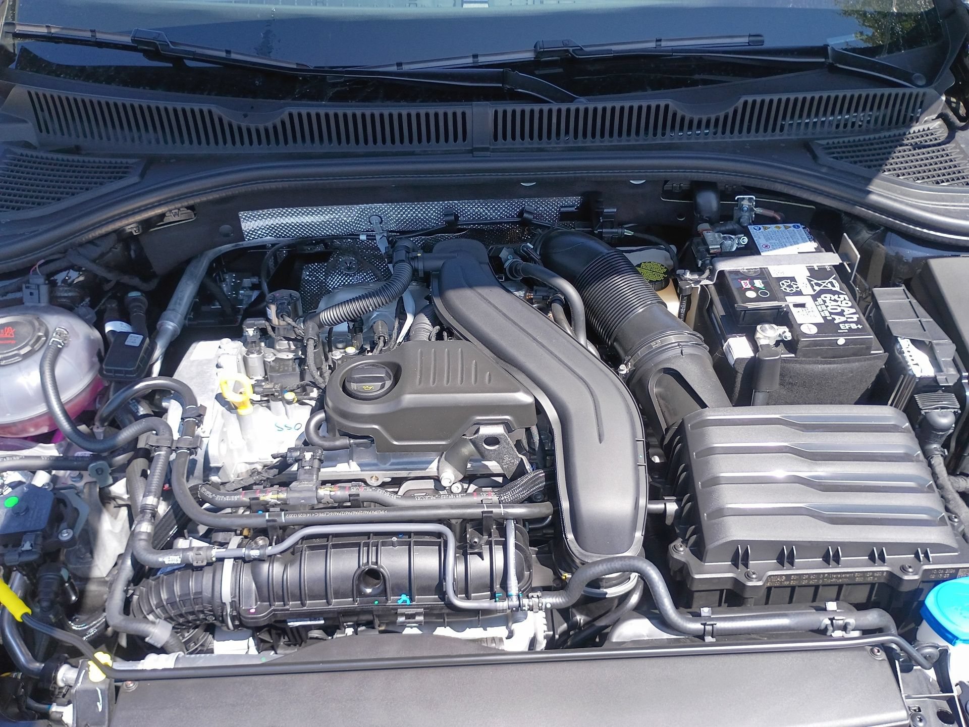 New 2026 Volkswagen Jetta SE FWD image 19