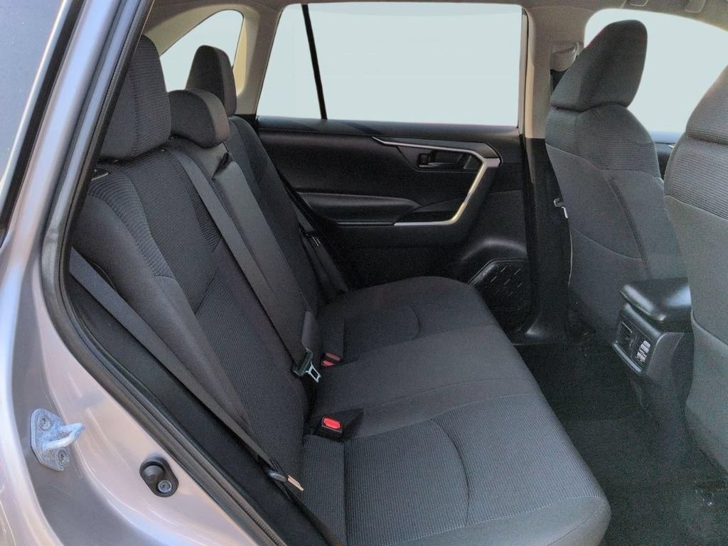 Used 2024 Toyota RAV4 LE AWD/4WD image 26