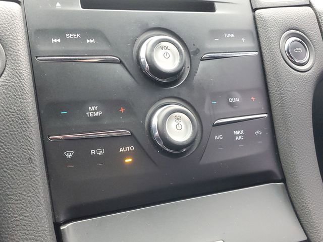 Used 2018 Ford Taurus SEL w/ Equipment Group 201A image 25