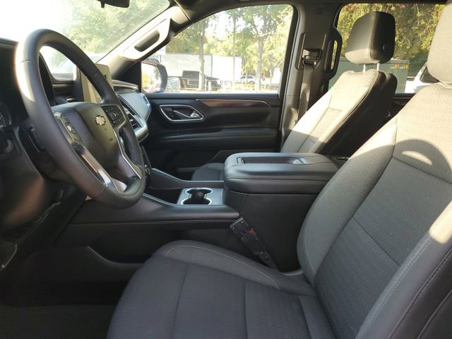 Used 2023 Chevrolet Suburban LS RWD image 17