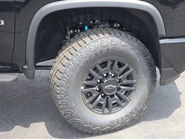 New 2026 Chevrolet Silverado 2500 ZR2 AWD/4WD image 28