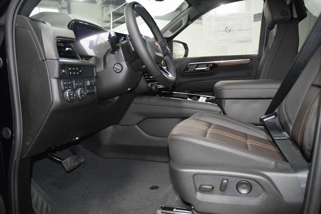 New 2026 Chevrolet Suburban High Country AWD/4WD image 40