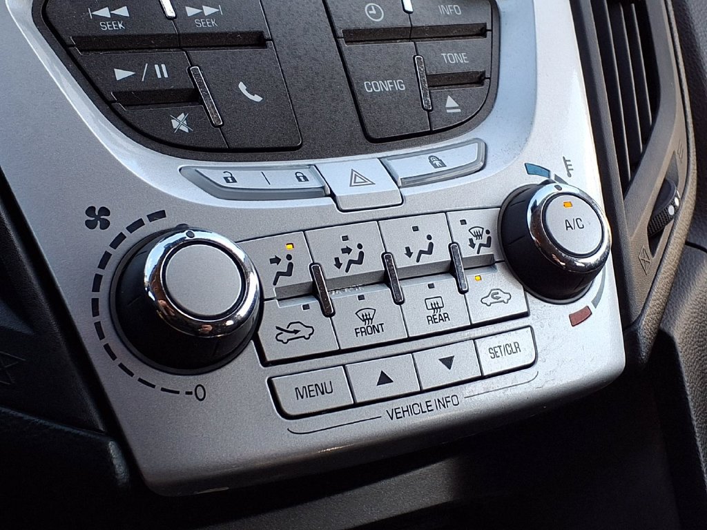 Used 2015 Chevrolet Equinox LT w/ Driver Convenience Package FWD image 23