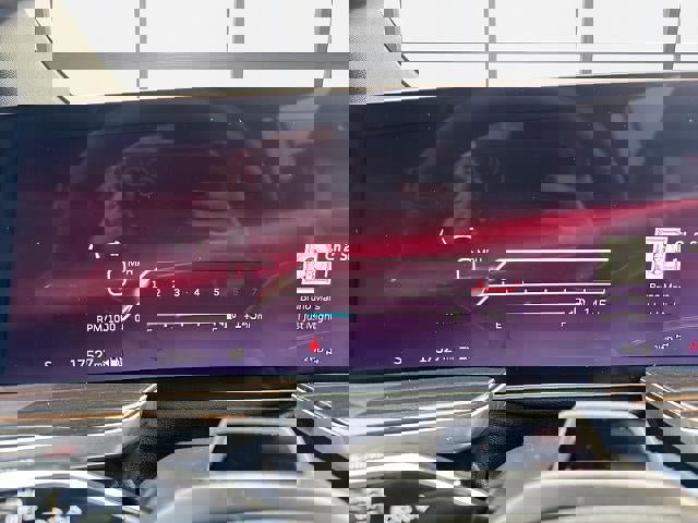 Certified 2025 Cadillac Escalade ESV Premium Luxury w/ Touring Package AWD/4WD image 29