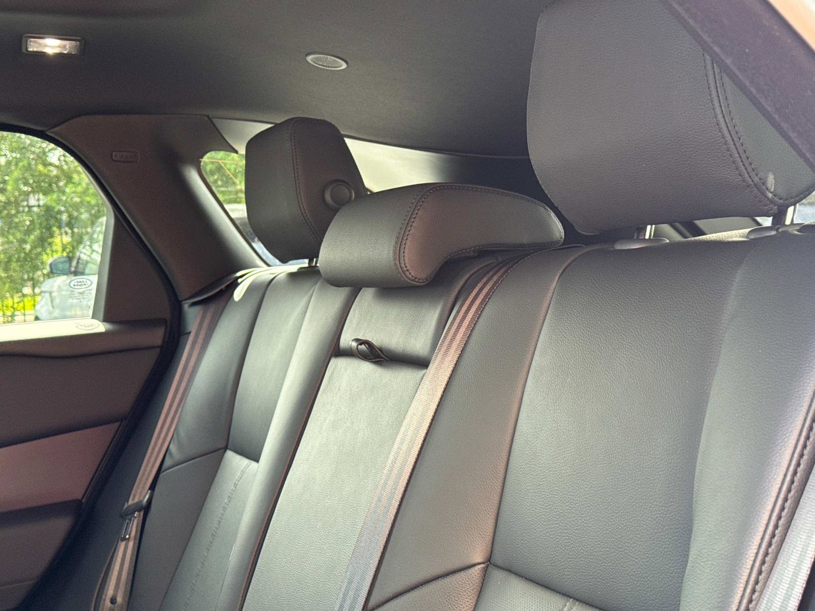 New 2026 Land Rover Range Rover Velar Dynamic SE image 14