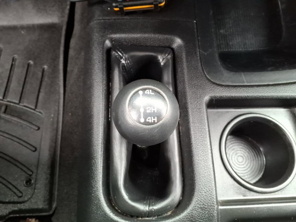 Used 2017 RAM 2500 Power Wagon w/ Leather & Luxury Group image 20