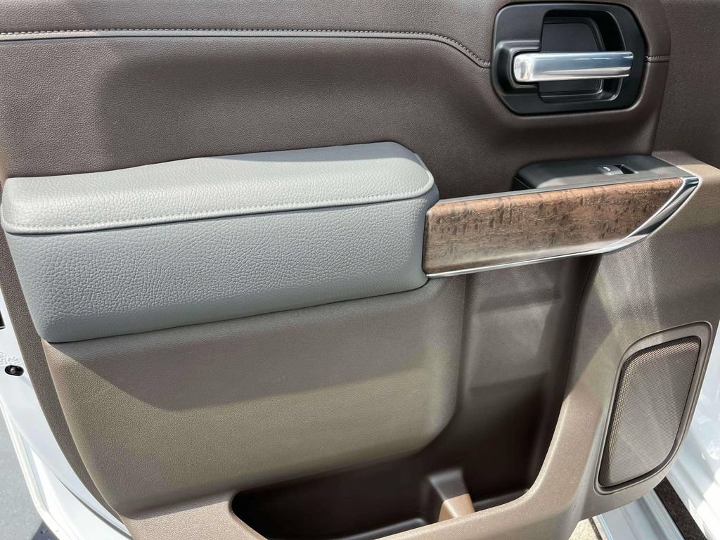 Used 2021 GMC Sierra 2500 Denali AWD/4WD image 15