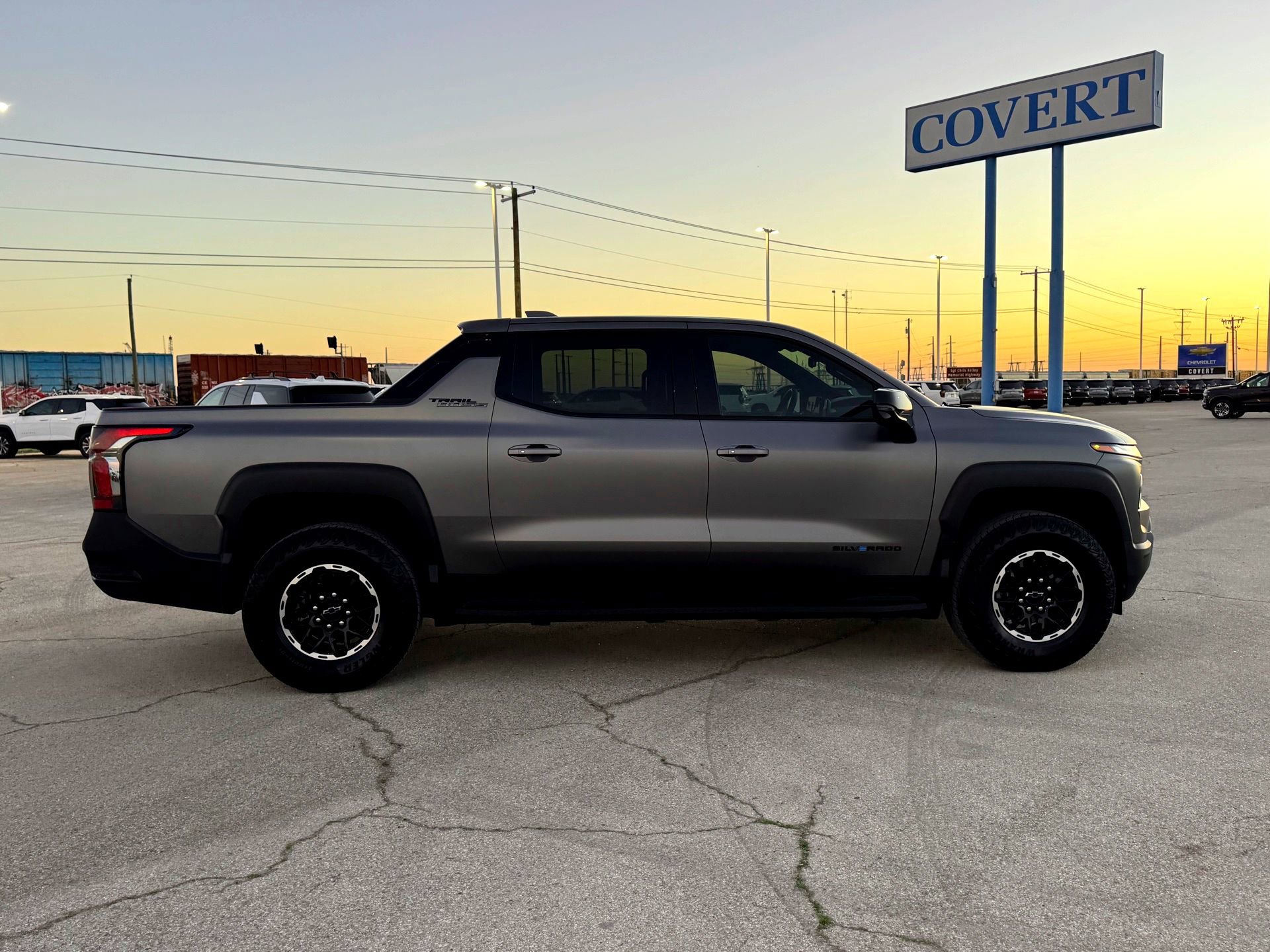 Used 2026 Chevrolet Silverado EV Trail Boss w/ Premium Package image 7