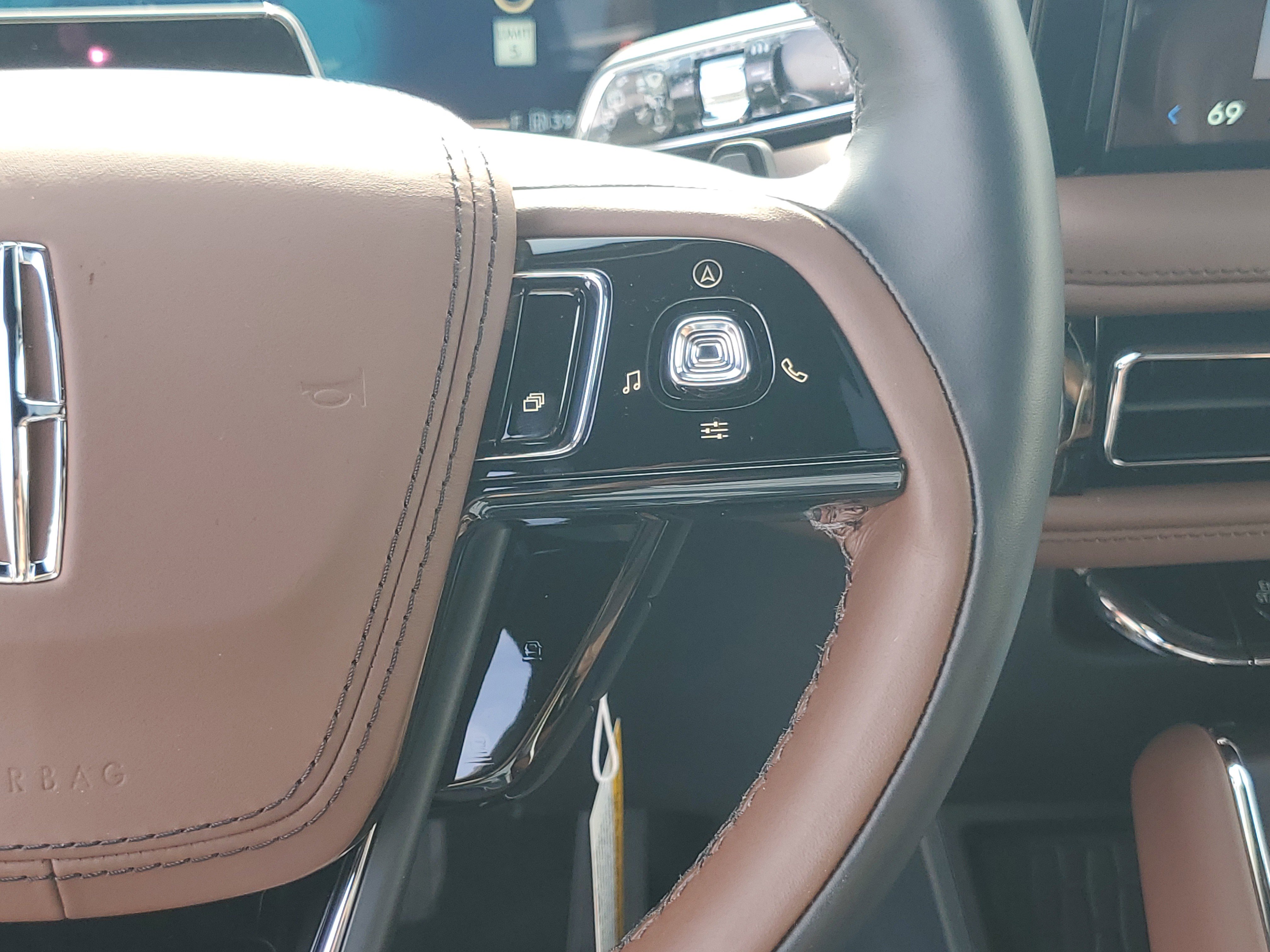 New 2026 Lincoln Aviator Reserve image 17