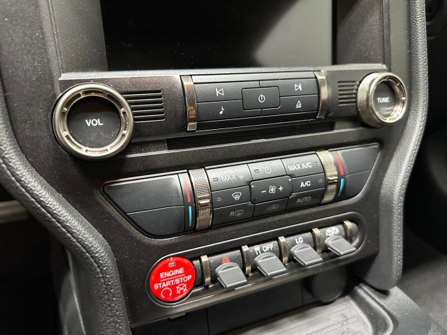 Used 2016 Ford Mustang Shelby GT350R w/ GT350R Equipment Group 920A image 40