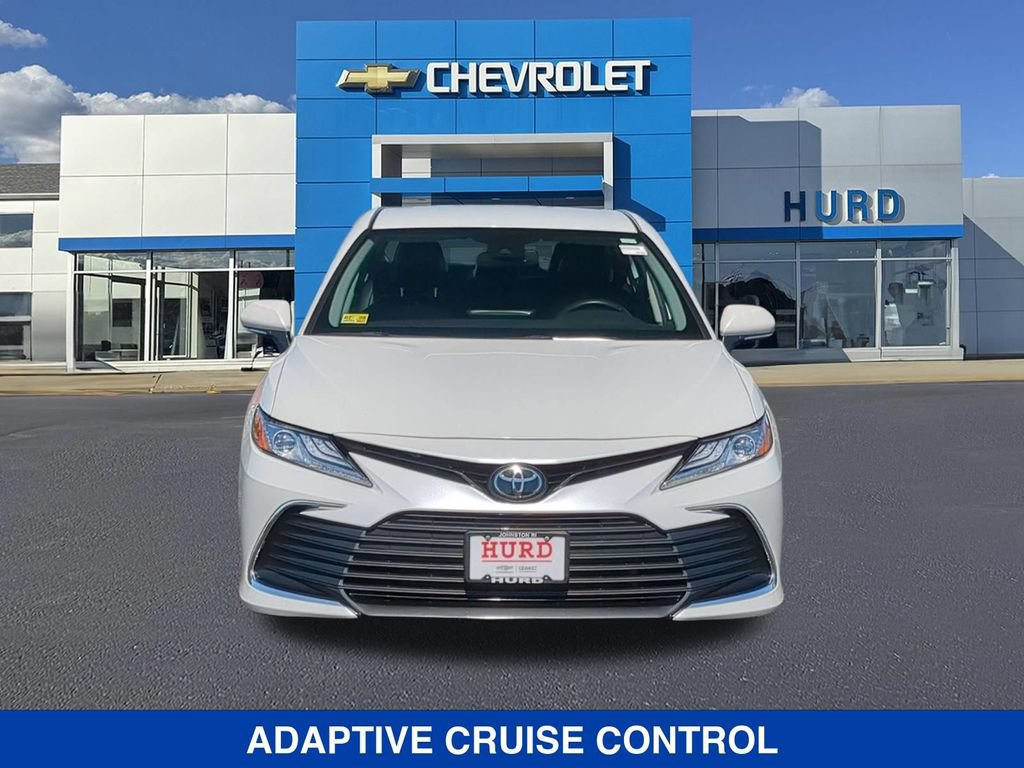 Used 2024 Toyota Camry XLE w/ Cold Weather Package AWD/4WD image 10